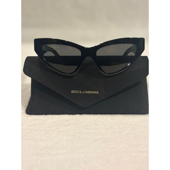 Brand New Dolce & Gabbana Sunglasses - Black Cat Eye DG4439 501/87